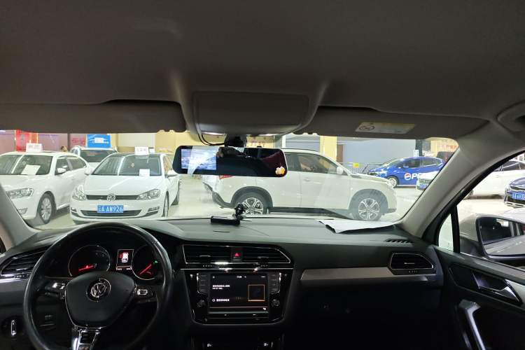 Used Volkswagen Tiguan L 2017 330TSI Automatic Two-Wheel Drive Comfort Edition