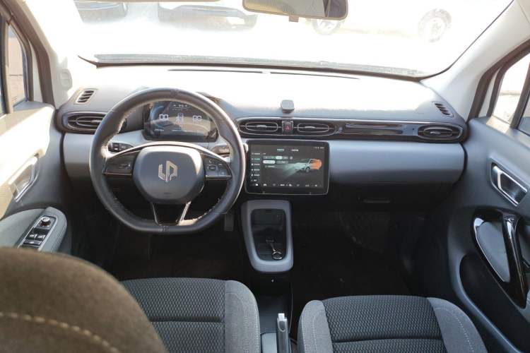 Used Leapmotor T03 2021 400 Lite Edition - Lithium-Ion Battery
