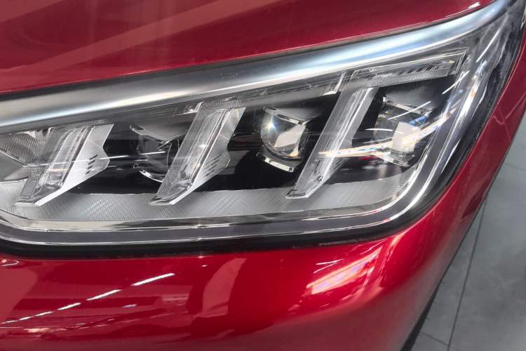 Used BYD Song PLUS New Energy 2021 EV Flagship Model
