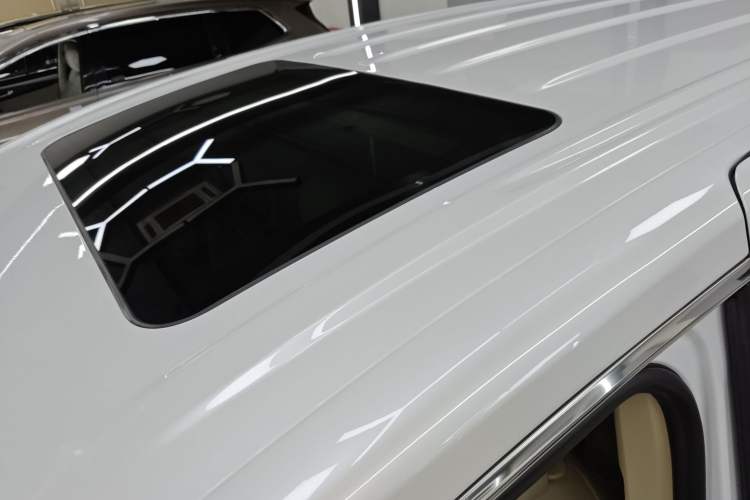 Used Buick GL8 2022 ES Landtrek 653T Luxury Edition