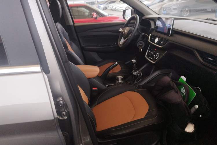 Used Wuling Hongguang S3 2018 1.5L Manual Comfort Model China V Standard