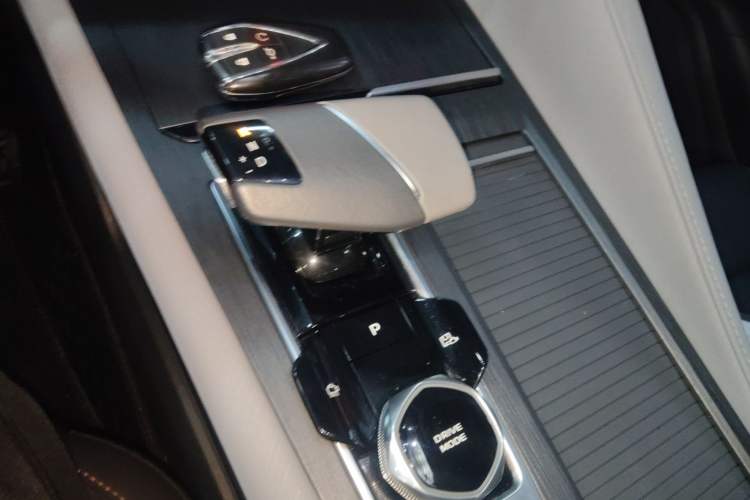 Used Changan CS75 PLUS 2022 Second-Generation 2.0T Automatic Prestige Model
