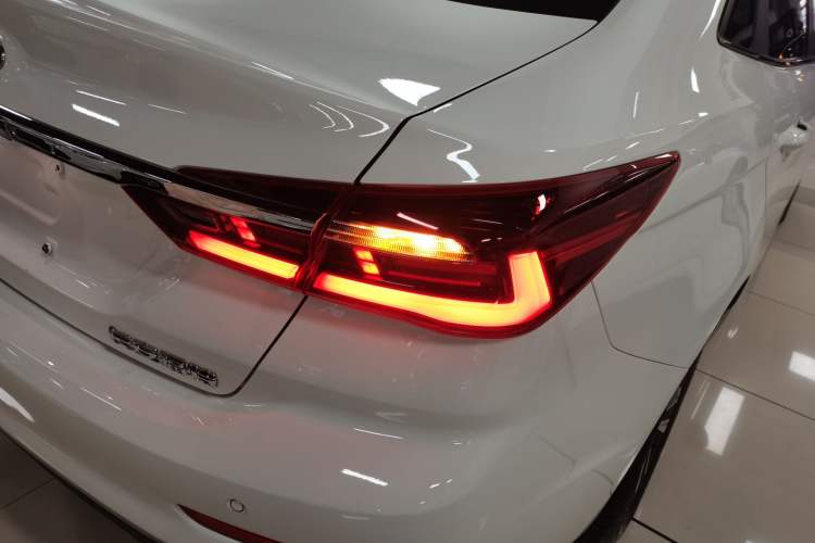 Used Ford Escort 2021 1.5L Automatic Diamond Edition
