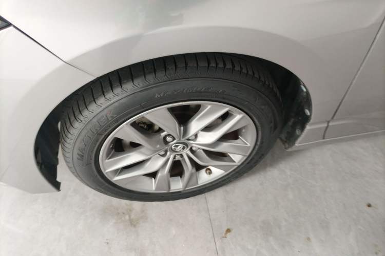 Used Toyota Avalon 2019 2.5L Ambition Version China VI Standard