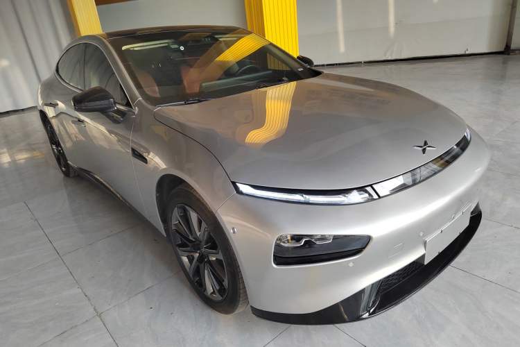 Used XPeng P7 2022 670E+
