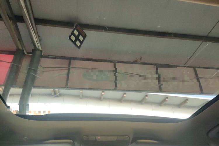 Used Mercedes-Benz E-Class 2017 E 300 L Sporty and Stylish Model
