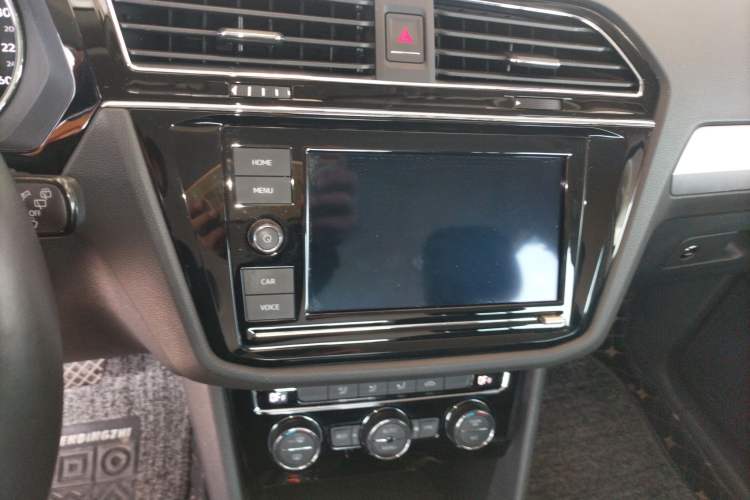 Used Volkswagen Tiguan L 2018 280TSI Automatic Two-Wheel Drive Comfort Edition
