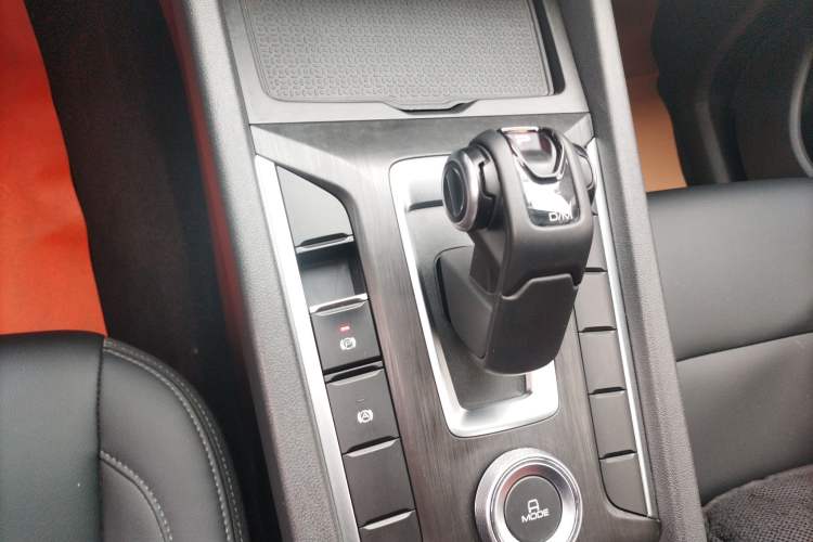 Used Great Wall Poer 2023 2.0T Commercial Version Automatic Diesel Two-Wheel Drive Elite Trim with Long Bed – GW4D20M
