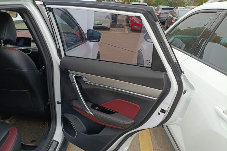 Used Geely Auto Coolray 2019 Sport Version 260T DCT Battle 48V Mild Hybrid China VI Standard
