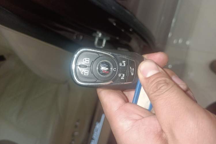 Used Buick GL8 2022 ES Landtrek 653T Flagship Model
