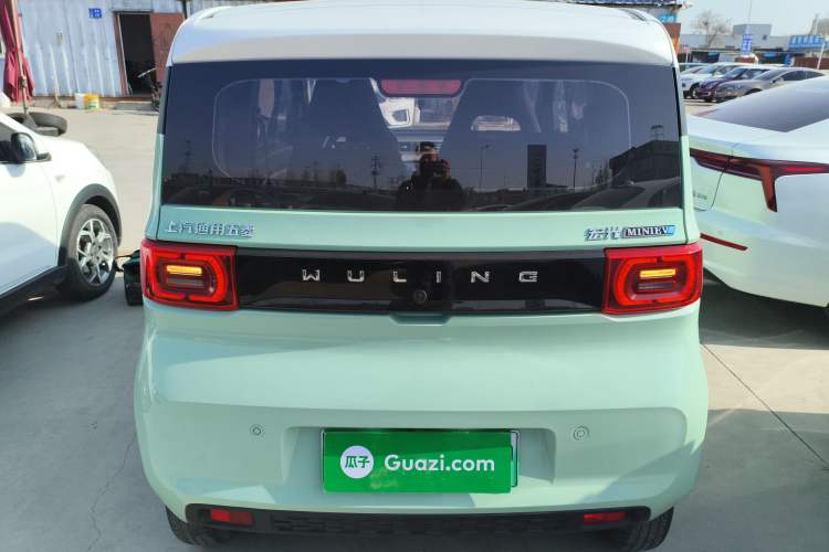 Used Wuling Hongguang MINIEV 2021 Macaron Premium Model – Lithium Iron Phosphate

