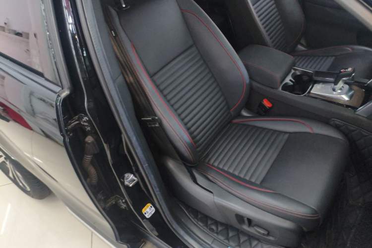 Used Land Rover Discovery Sport 2021 249 PS R-Dynamic S Performance Edition