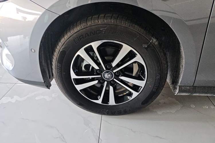 Used BYD Qin PLUS 2025 DM-i Smart Drive 120KM Superior Model