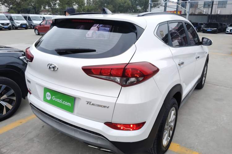 Used Hyundai Tucson 2018 1.6T Dual-Clutch Two-Wheel Drive 15th Anniversary Special Edition