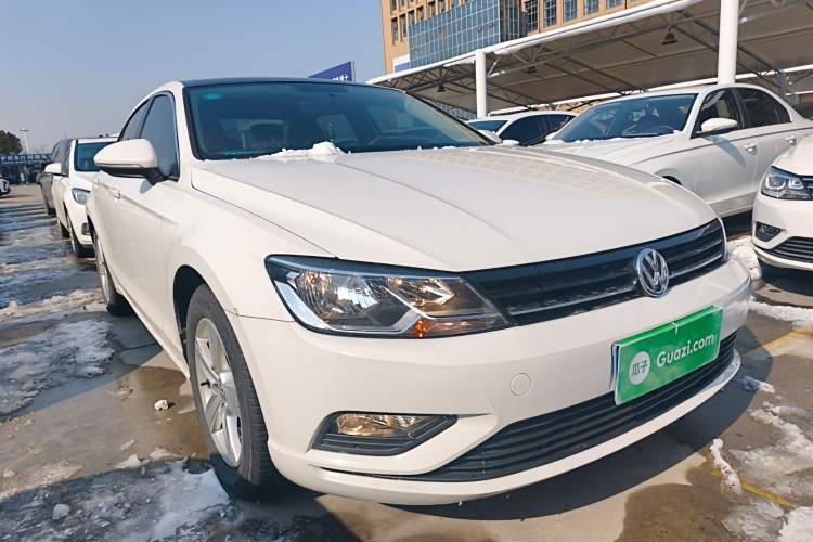 Used Volkswagen Lamando 2015 230TSI DSG Fashion Edition
