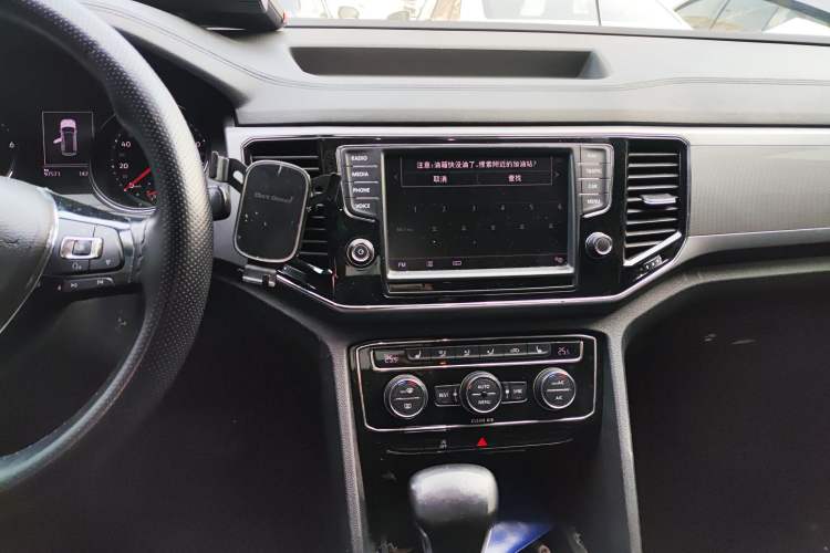 Used Volkswagen Teramont 2017 330TSI Two-Wheel-Drive Luxury Edition