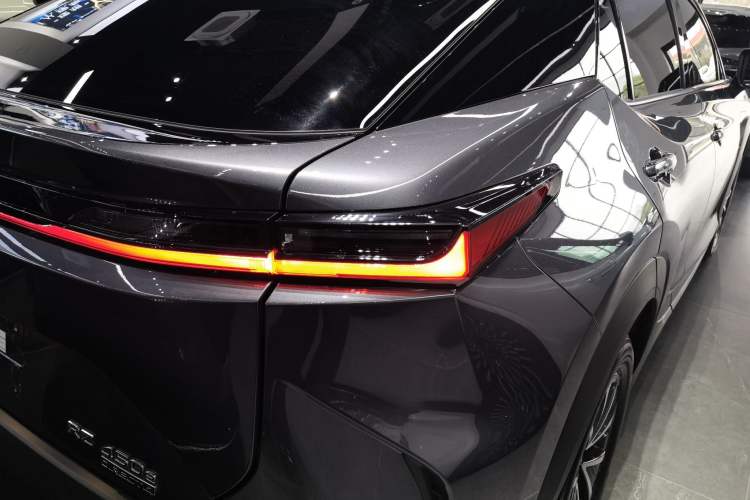 Used Lexus RZ 2023 450e All-Wheel-Drive Long-Range Version
