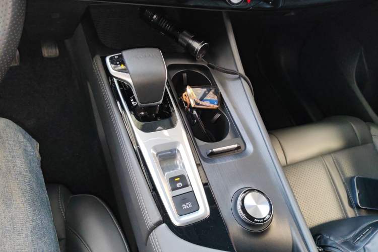 Used Dongfeng Aeolus Huge 2022 Mach Power 1.5T Dare-to-Enjoy Edition · Yue