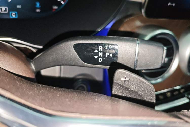 Used Mercedes-Benz GLC 2022 Facelift GLC 260 L 4MATIC Luxury Edition
