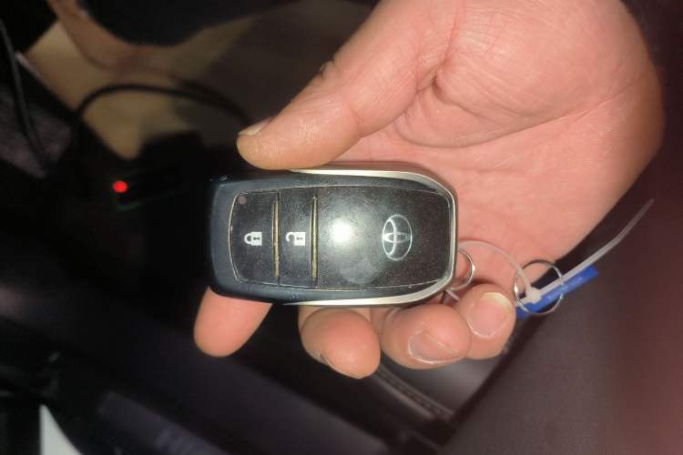 Used Toyota Highlander 2021 2.0T Four-Wheel Drive Luxury Edition 7 Seats