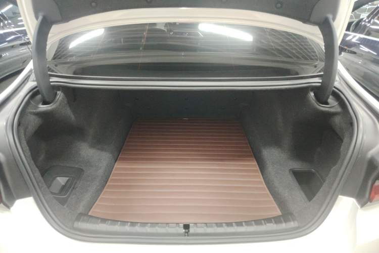 Used BMW 5 Series 2022 Restyled 530Li Leading Edition M Sport Package
