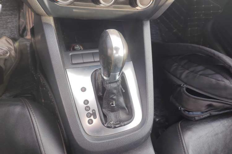 Used Volkswagen Sagitar 2014 Revised Version 1.6L Automatic Comfort Edition
