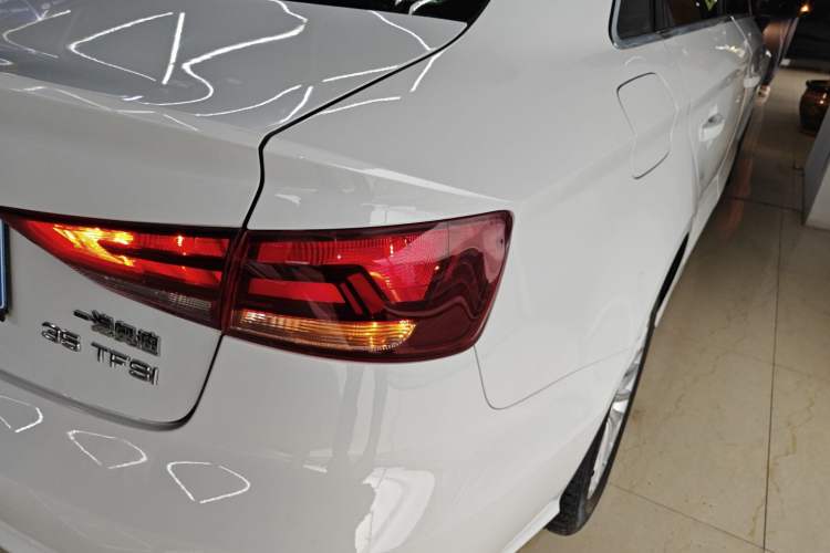 Used Audi A3 2014 Limousine 35 TFSI Automatic Advanced Model
