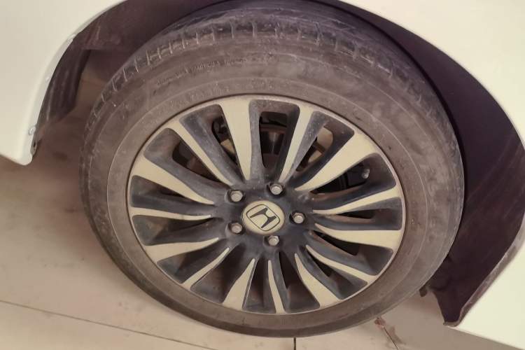 Used Honda Crider 2015 1.8L Automatic Luxury Edition
