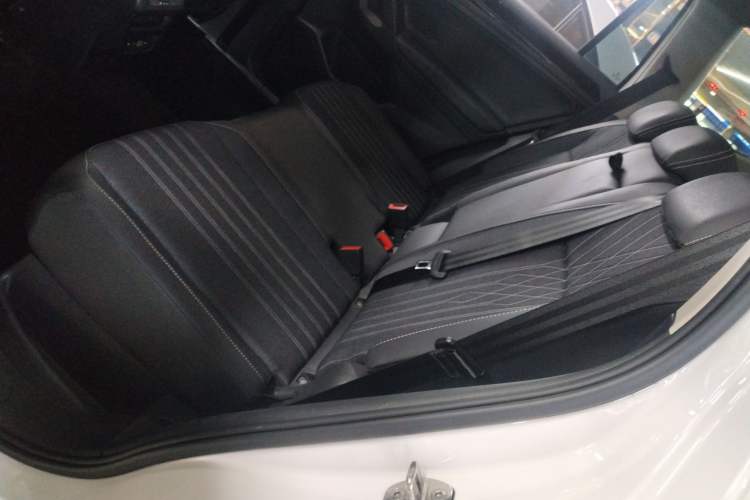 Used Volkswagen Tiguan L 2022 330TSI Automatic Two-Wheel Drive Comfort Edition
