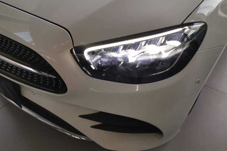 Used Mercedes-Benz E-Class 2021 E 260 Coupe
