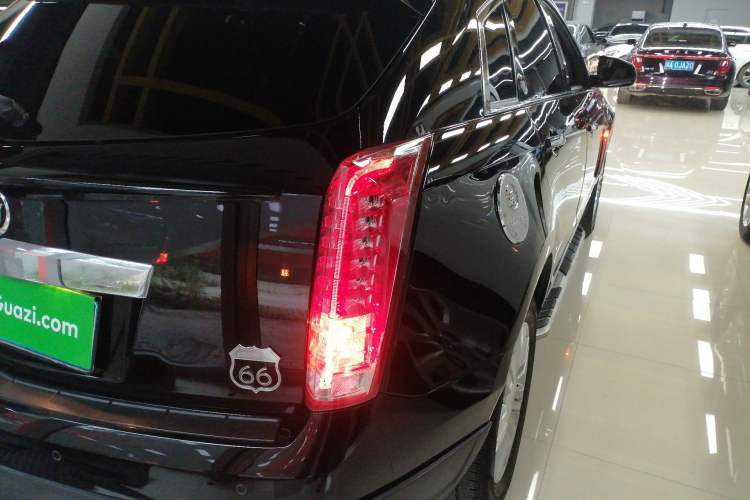 Used Cadillac SRX 2015 3.0L Elite Model
