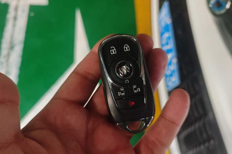 Used Buick GL8 2023 ES Lu Zun Deluxe Model