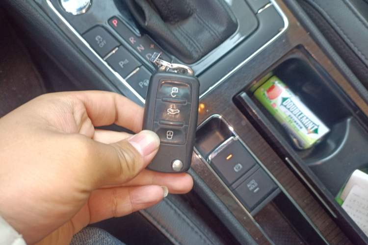 Used Volkswagen Passat 2014 2.0 TSI DSG Prestige Navigation Edition
