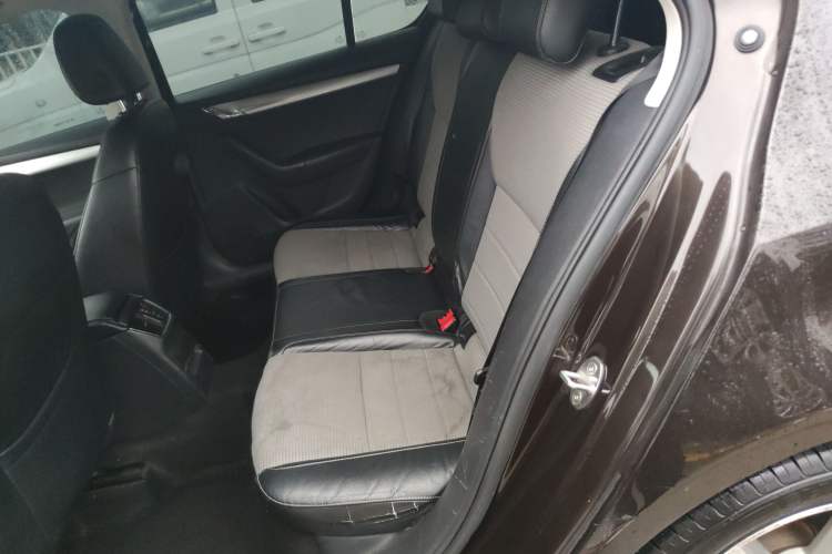 Used Skoda Octavia 2015 1.6L Manual Yijie Edition