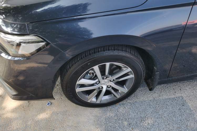 Used Honda Civic 2023 240TURBO CVT Dynamic · Center Stage Special Edition