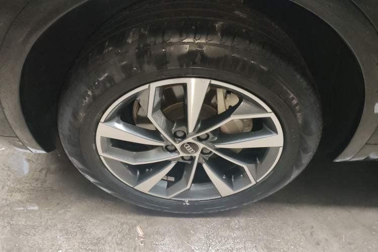 Used Audi Q5L 2023 40T Luxury Dynamic Model