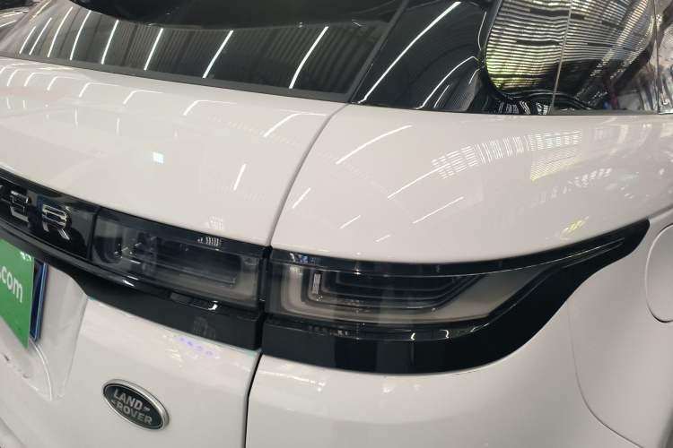 Used Land Rover Range Rover Evoque 2021 Range Rover Velar 249 PS R-Dynamic HSE Luxury Edition
