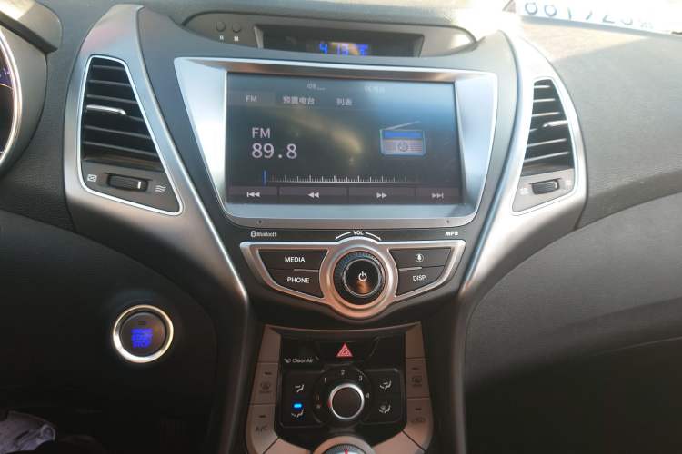 Used Hyundai Elantra 2016 1.6L Manual Prestige Edition
