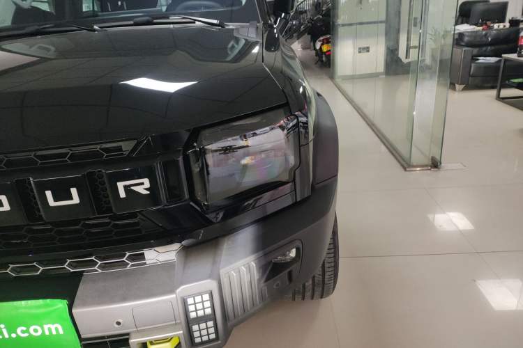 Used JETOUR Traveler 2023 2.0T All-Wheel-Drive CrossPRO
