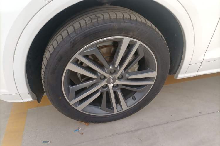 Used Audi Q5L 2020 Updated 40 TFSI Prestige Fashion Edition
