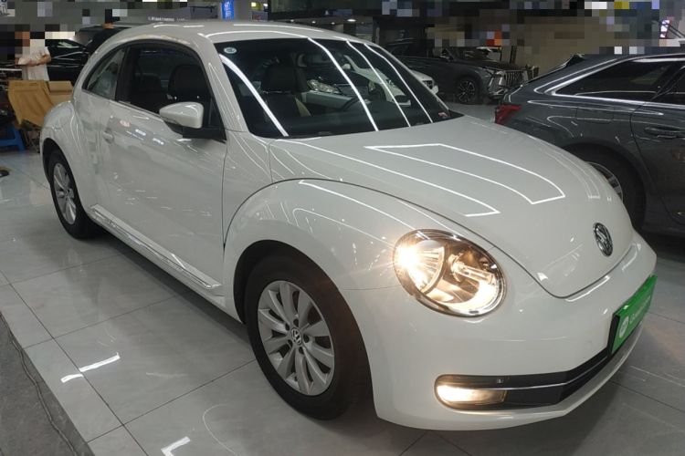 Used Volkswagen Beetle 2015 180TSI model
