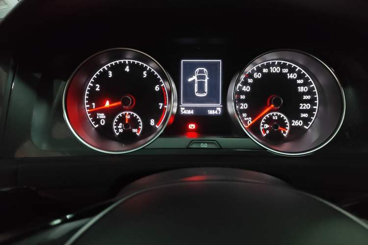 Used Volkswagen Golf 2017 230TSI Automatic Luxury Million-Vehicle Commemorative Edition
