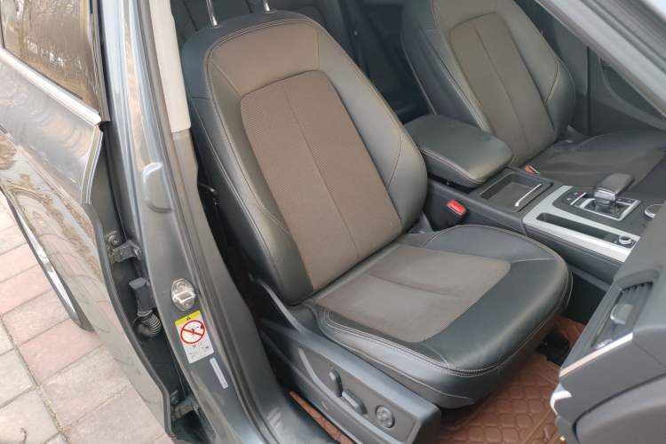 Used Audi Q5L 2020 Revised 40 TFSI Prestige Edition
