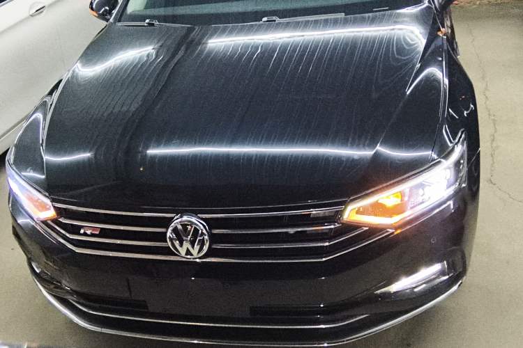 Used Volkswagen Magotan 2020 330TSI DSG Leading Model
