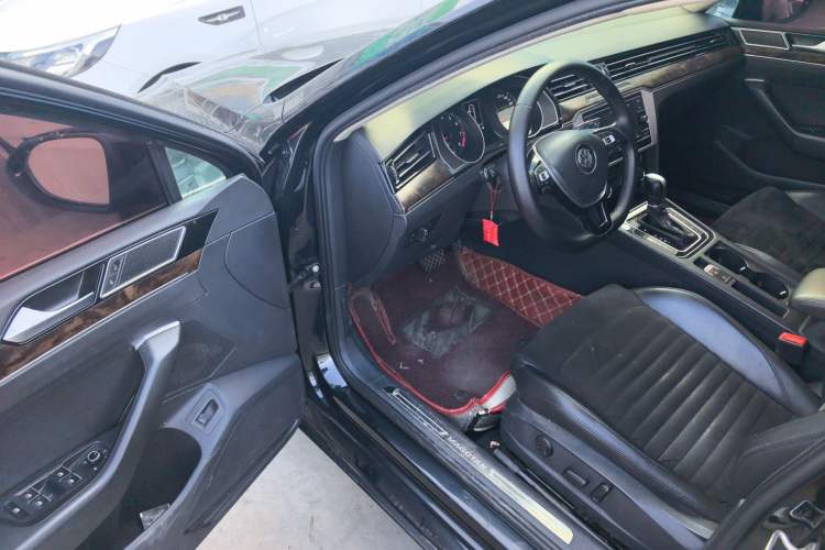 Used Volkswagen Magotan 2018 330TSI DSG Luxury Model