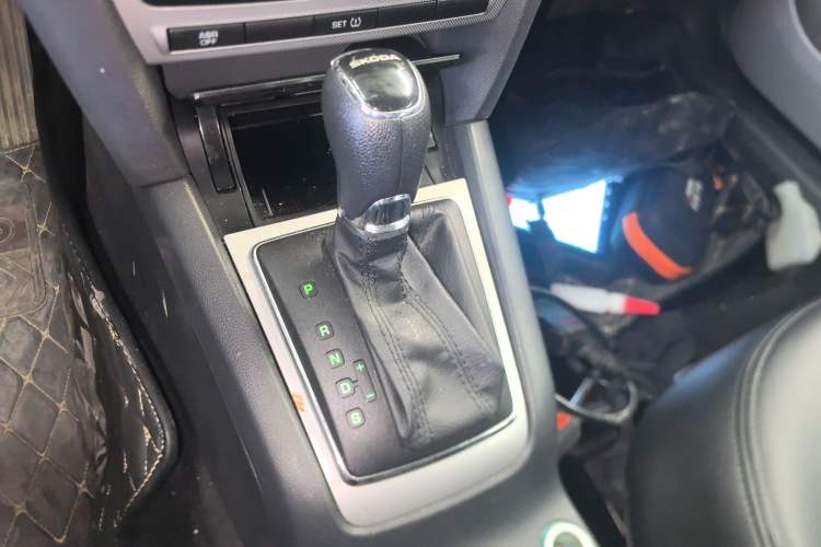 Used Skoda Octavia 2014 1.6L Automatic Yijie Edition
