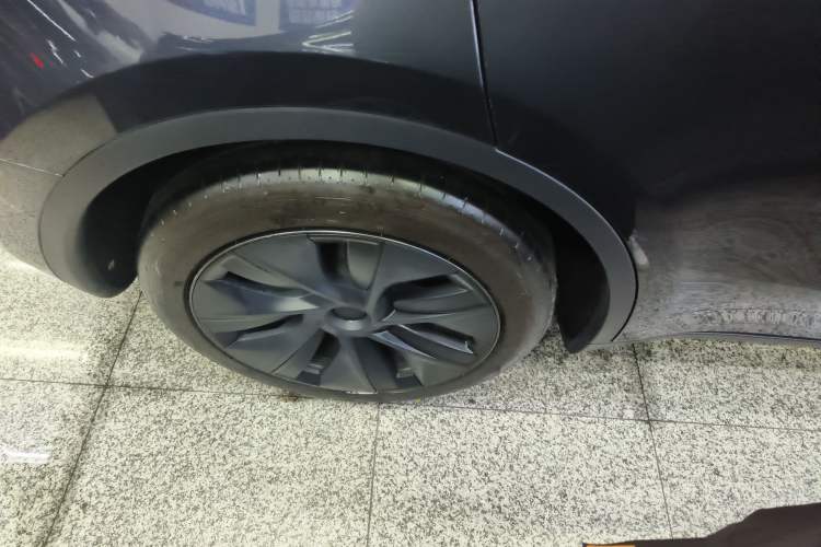 Used Tesla Model Y 2024 Rear-Wheel-Drive Version
