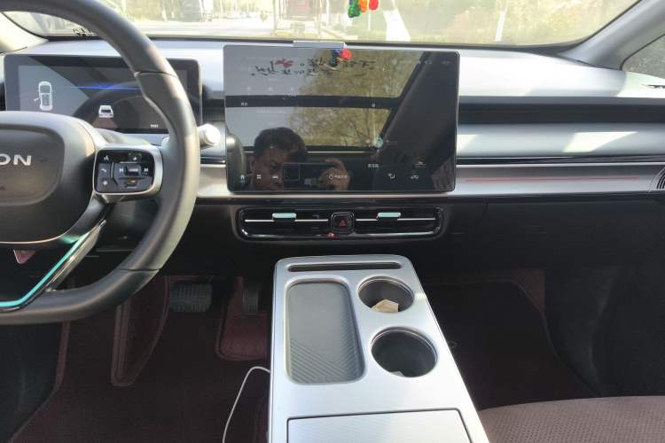 Used AION Y 2022 Plus 70 Smart Edition
