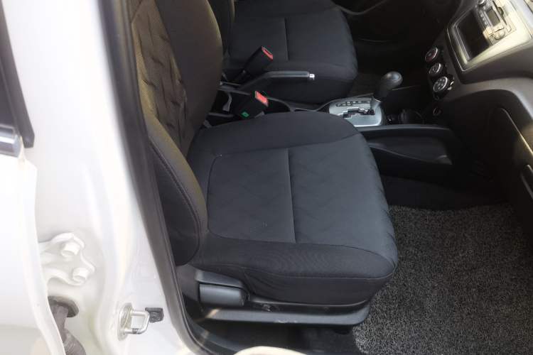 Used Kia K2 2015 Sedan 1.4L Automatic GLS
