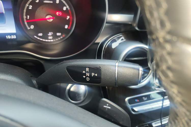 Used Mercedes-Benz GLC 2016 GLC 260 4MATIC Luxury Model
